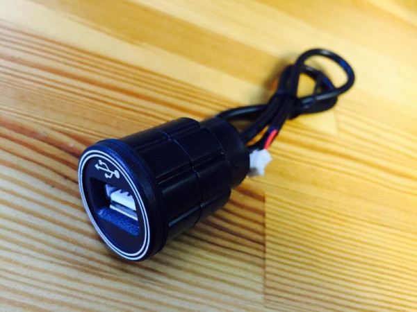 USB�Ÿ��ݡ���