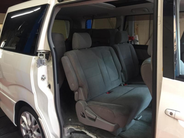 ���饤�ɥɥ���