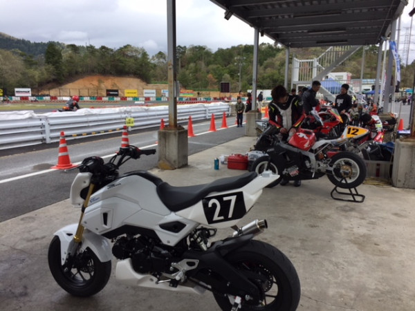 �ߥ˥Х����졼��